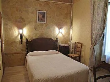 Acanthe Du Temple 2* Nimes