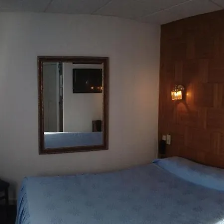 Acanthe Du Temple Hotel