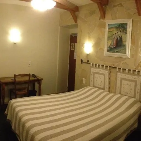 Hotel Acanthe Du Temple